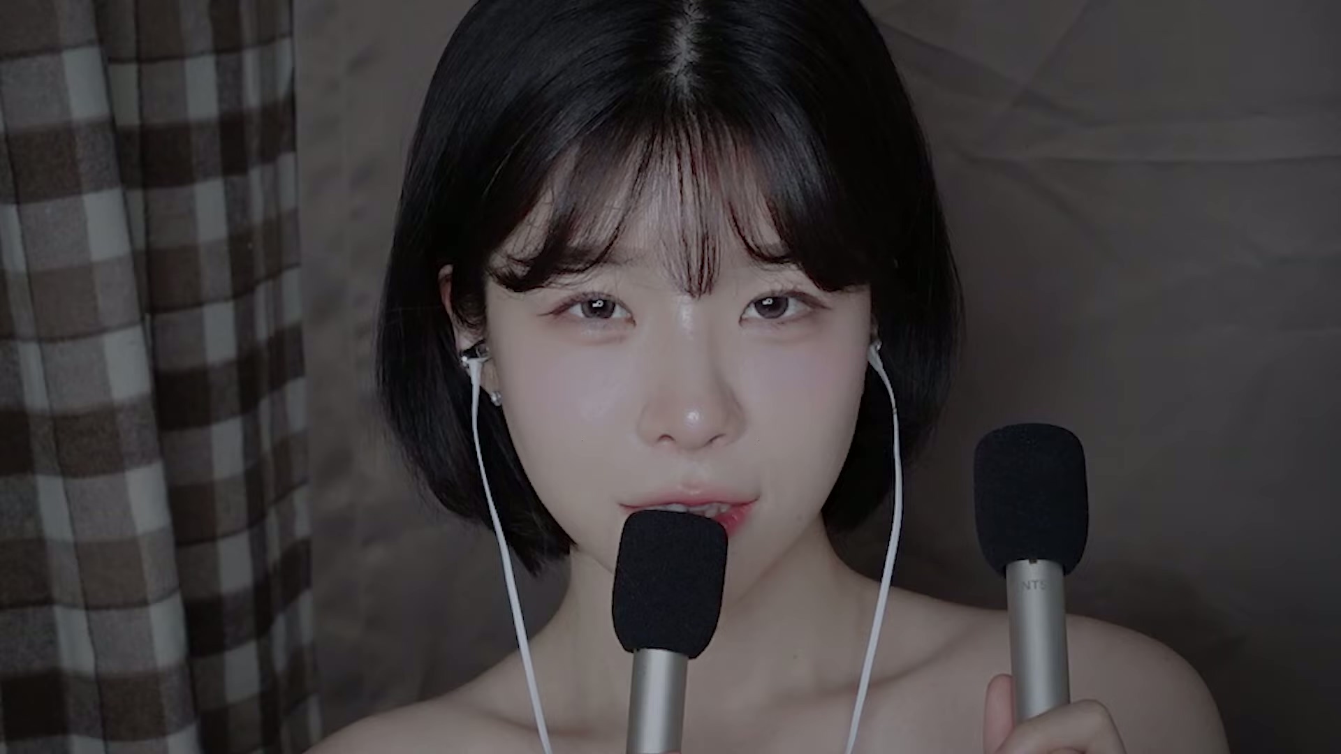 Yeonchu-伤心的 Yeonchu 带来的耳吹与含糊低语，强烈颤栗感保证!!
