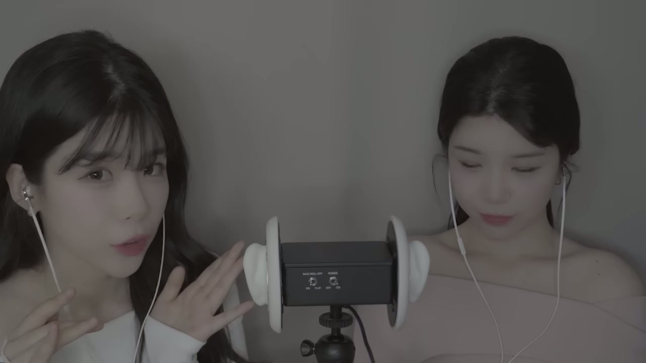 Yeonchu-双胞胎重复呼唤五位支持者的名字（从 1300 开始还有耳边吹气）