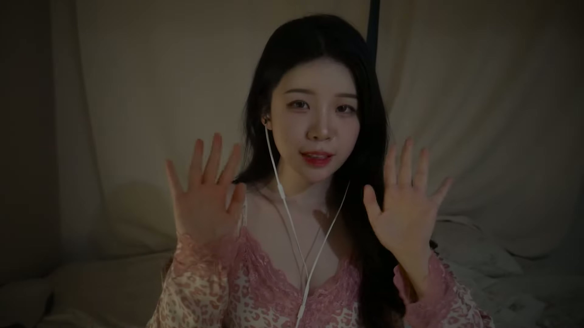 Yeonchu-哄我的支持者们睡觉..♥ 一起睡吧