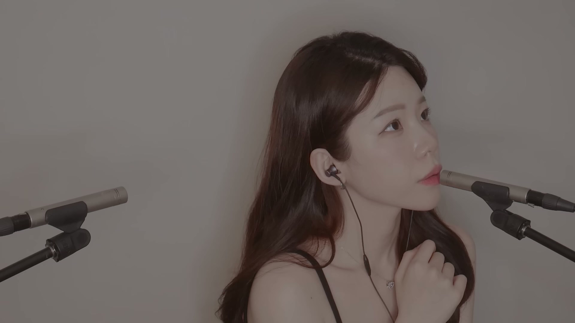 Yeonchu-爆爆糖（跳跳糖）的视频，其实是这支视频先拍的哦