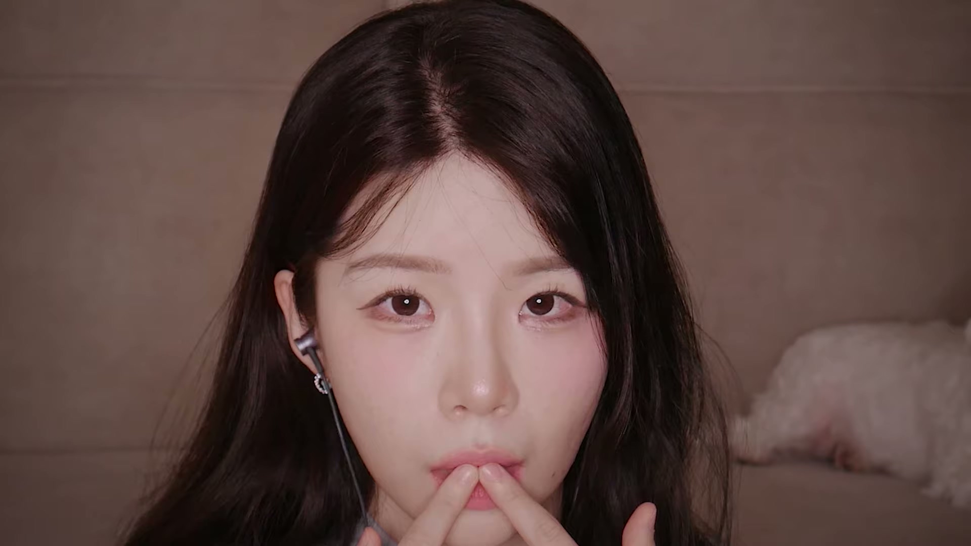 Yeonchu-舌头动作只在这儿能看到 ㅎㅎ.. 唾液涂抹