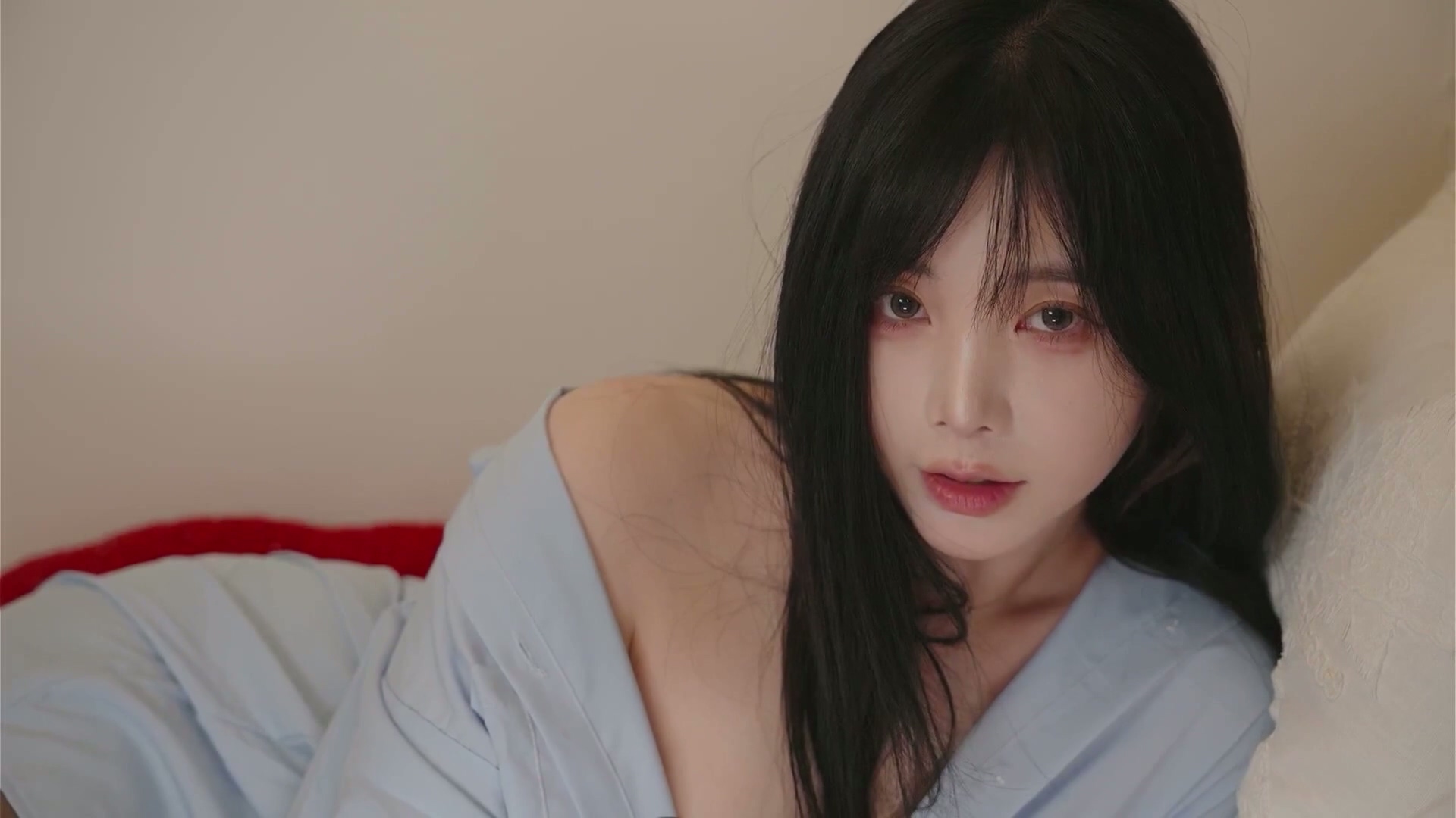 Yoonying-你为什么不回我KakaoTalk消息，还装作睡觉？