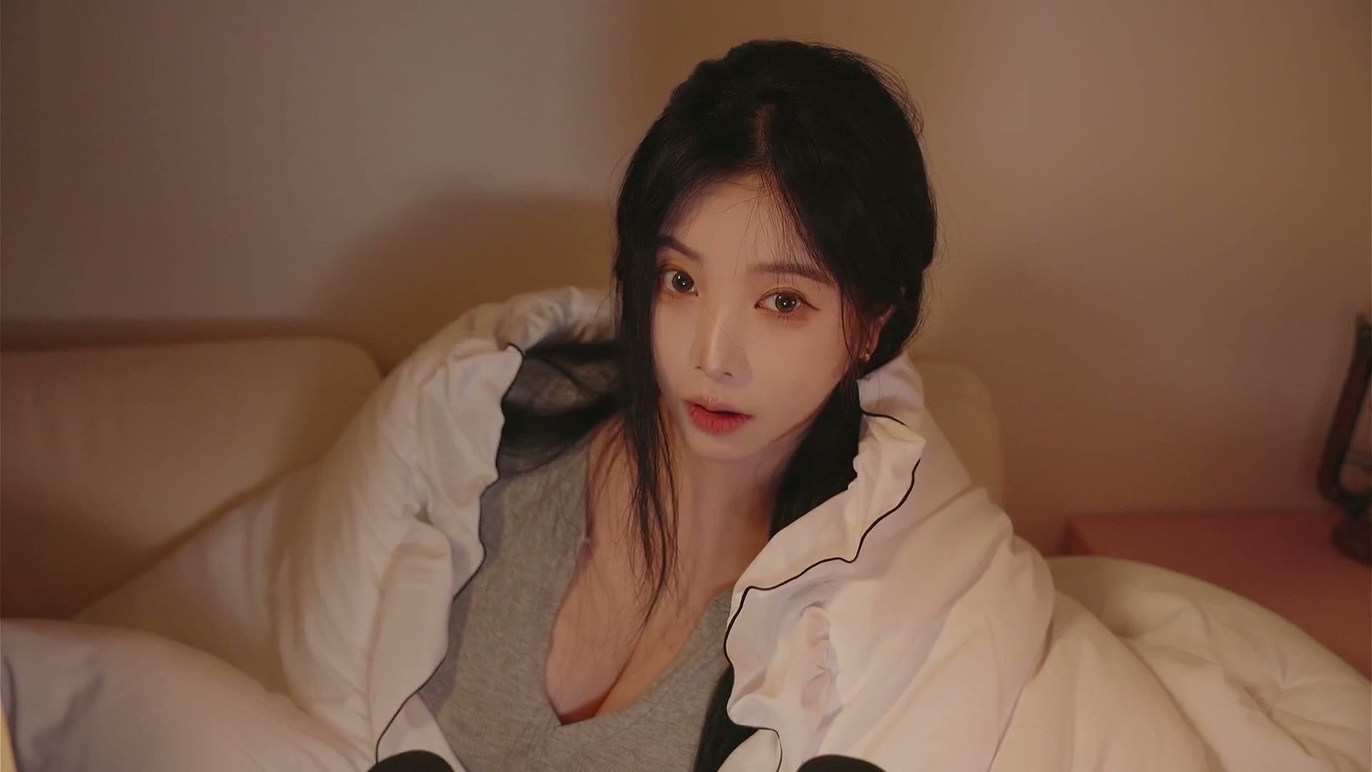 Yoonying-停电 停电漆黑的夜晚 RP
