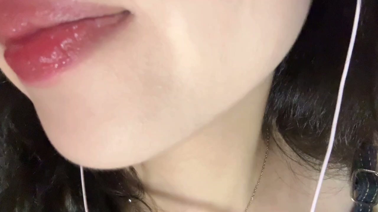 椰椰拿铁-近景弹射