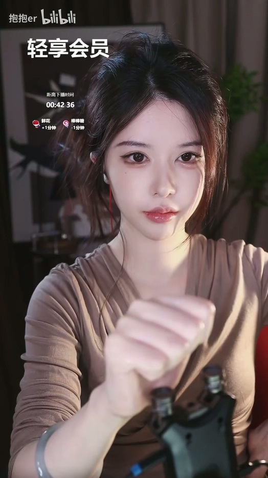 抱抱er-  新年快乐宝宝~