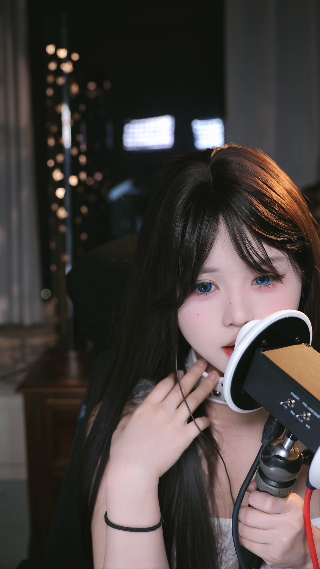 啵啵眠眠-超长天鹅