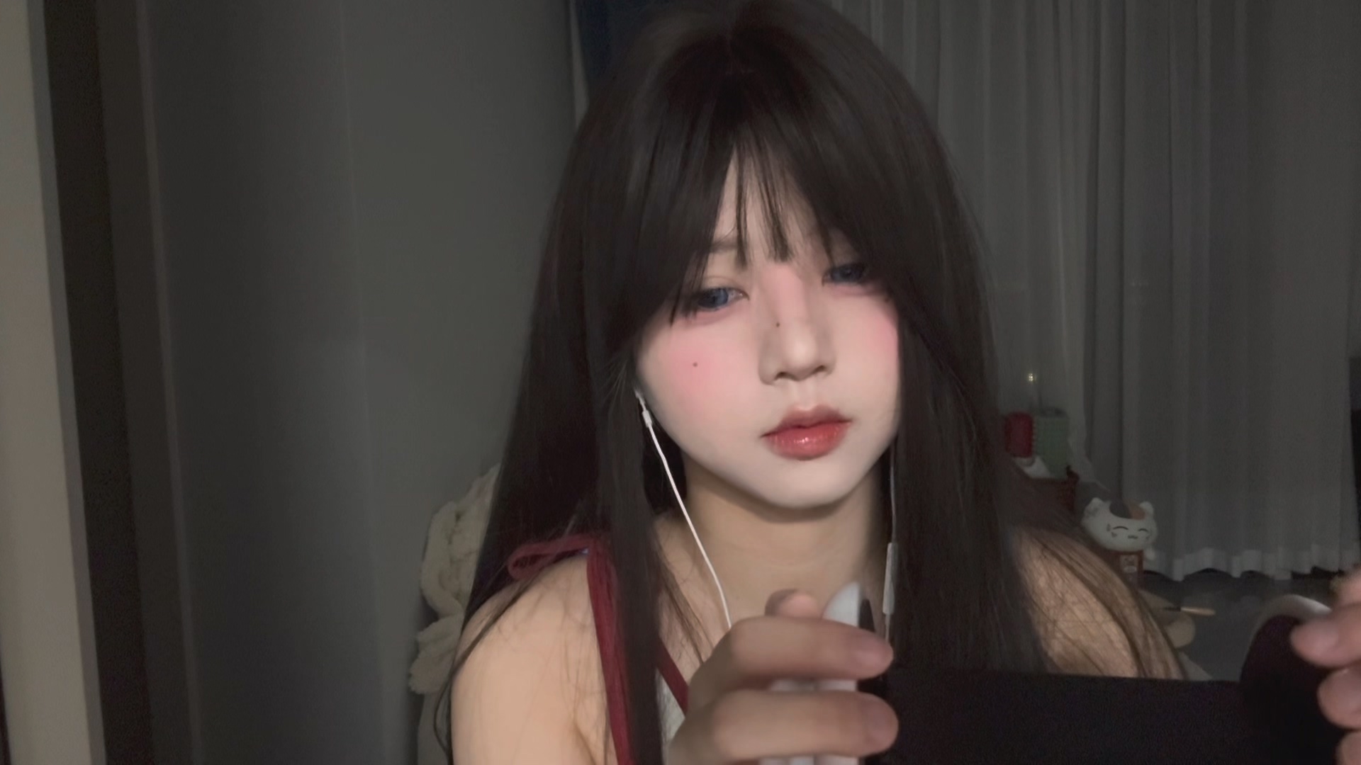 啵啵眠眠-让前女友为你掏耳