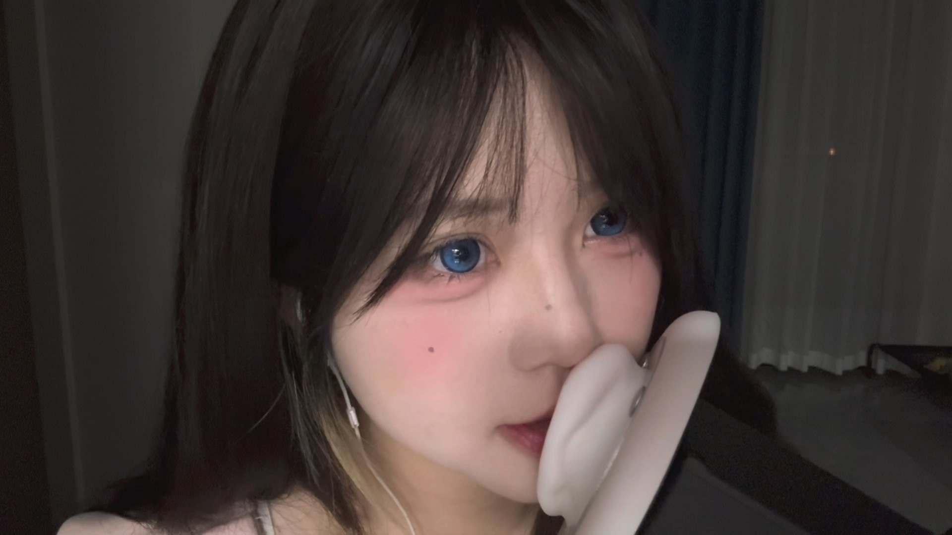 啵啵眠眠-前女友为你舔耳服务完整版