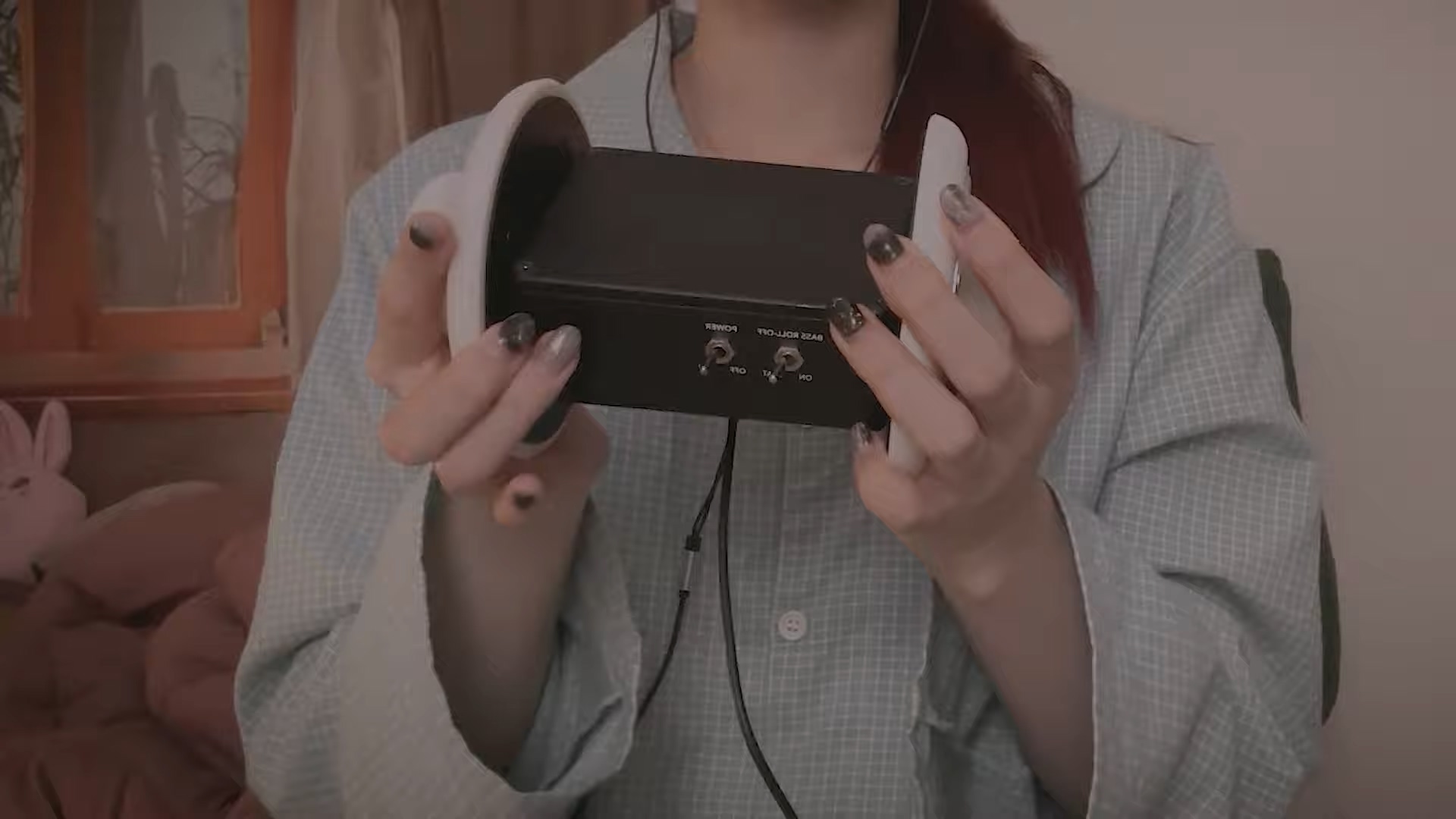 Nareun-美容院老板的女儿的耳部按摩，来试试吧！