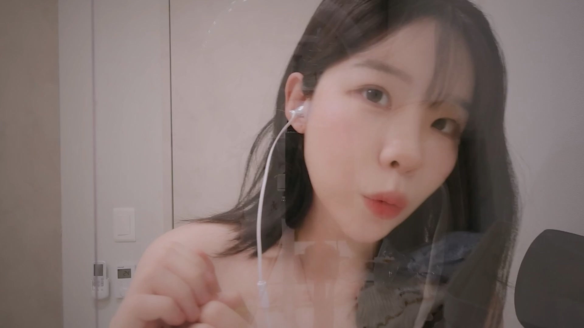 Yeonchu-亚克力板亲亲啵啵声 ♥