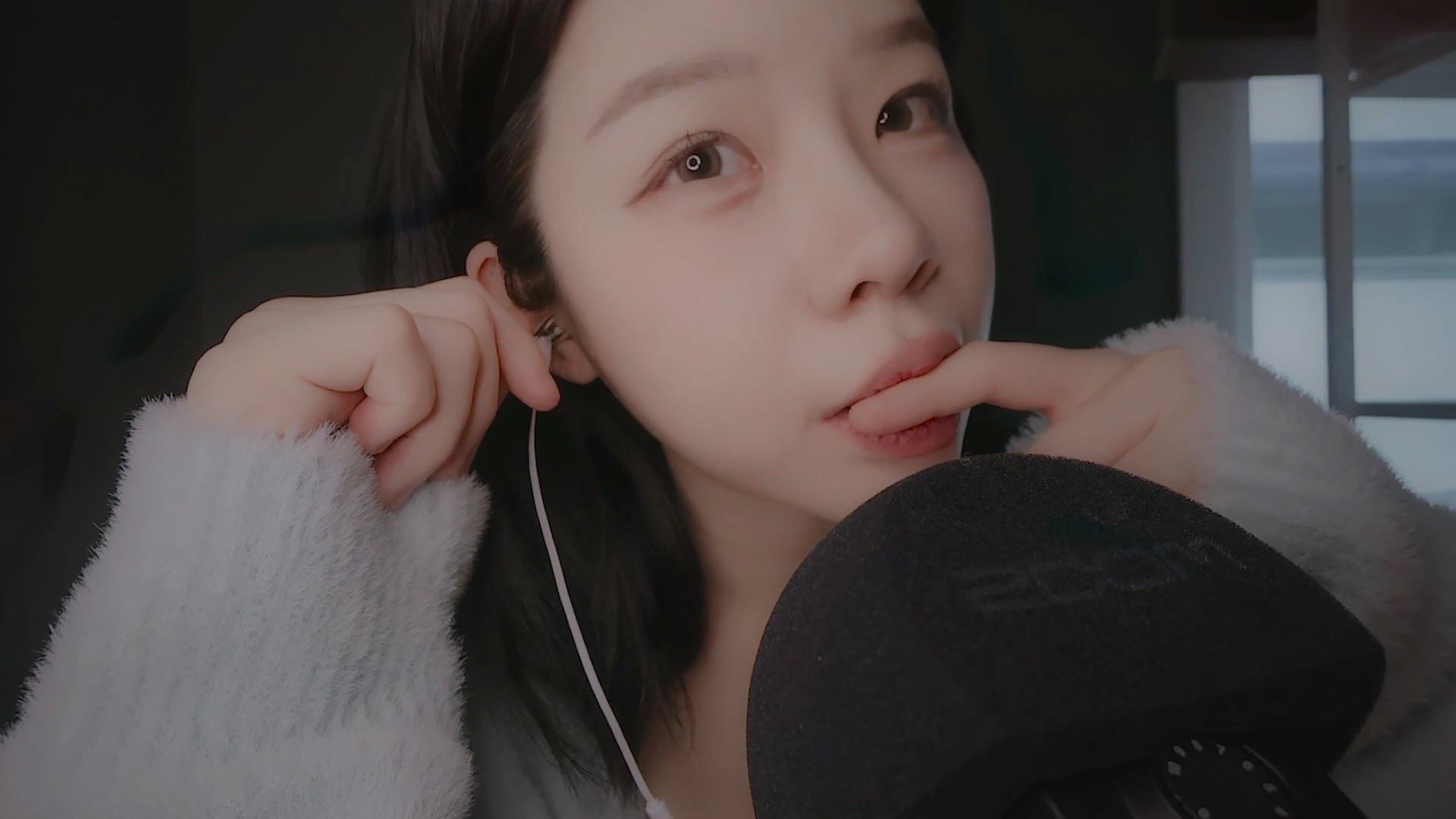 Yeonchu-啾噜～不一样的 Finger LK