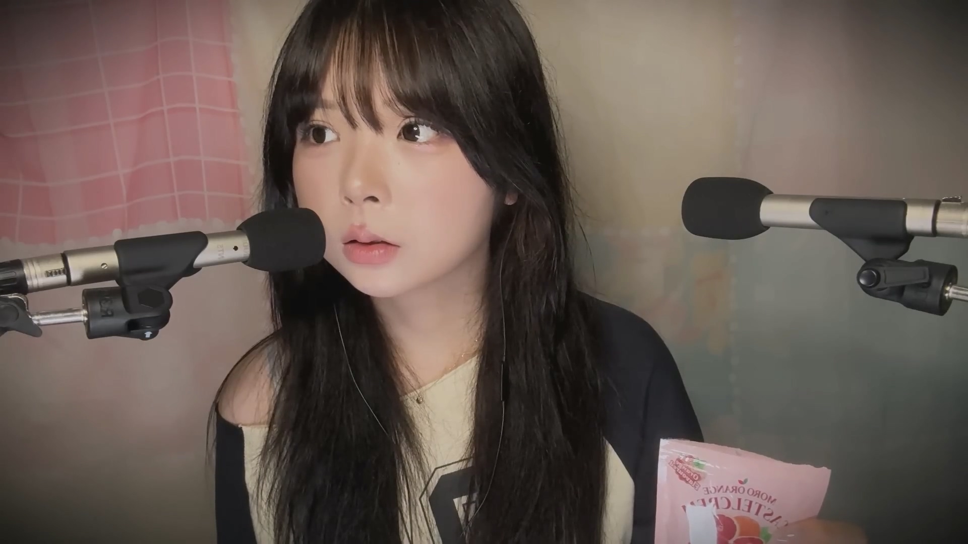 hanyung-在嘴里滚动着吃的甜甜声音