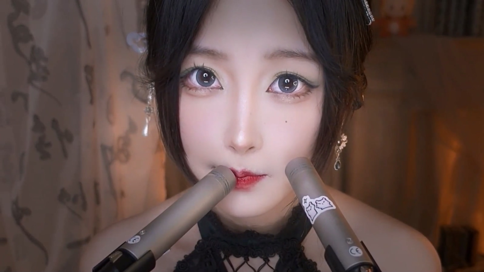 二呆啾-  蛇系美人呆