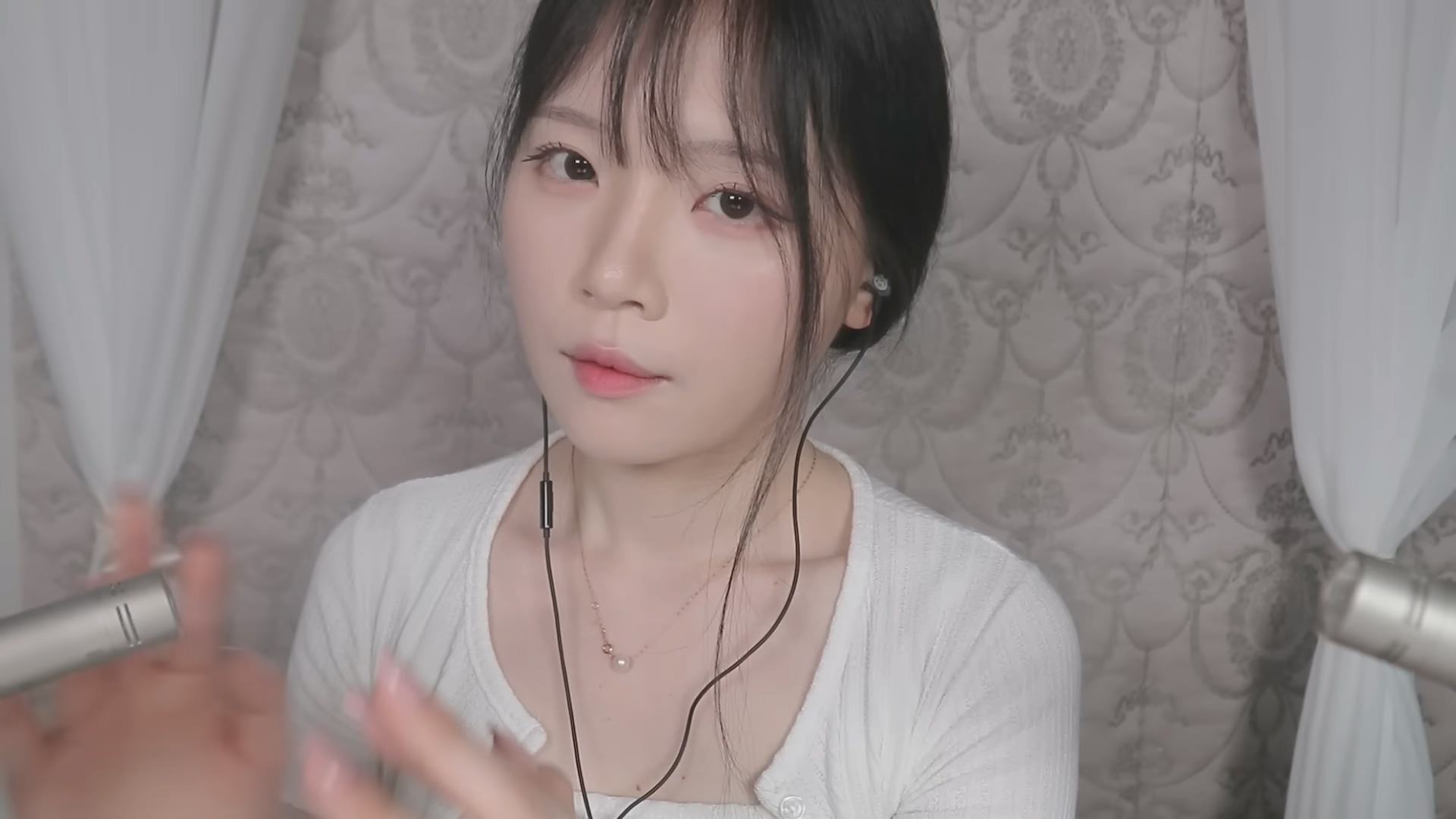 Nara-柔和、节奏适中的干爽声音