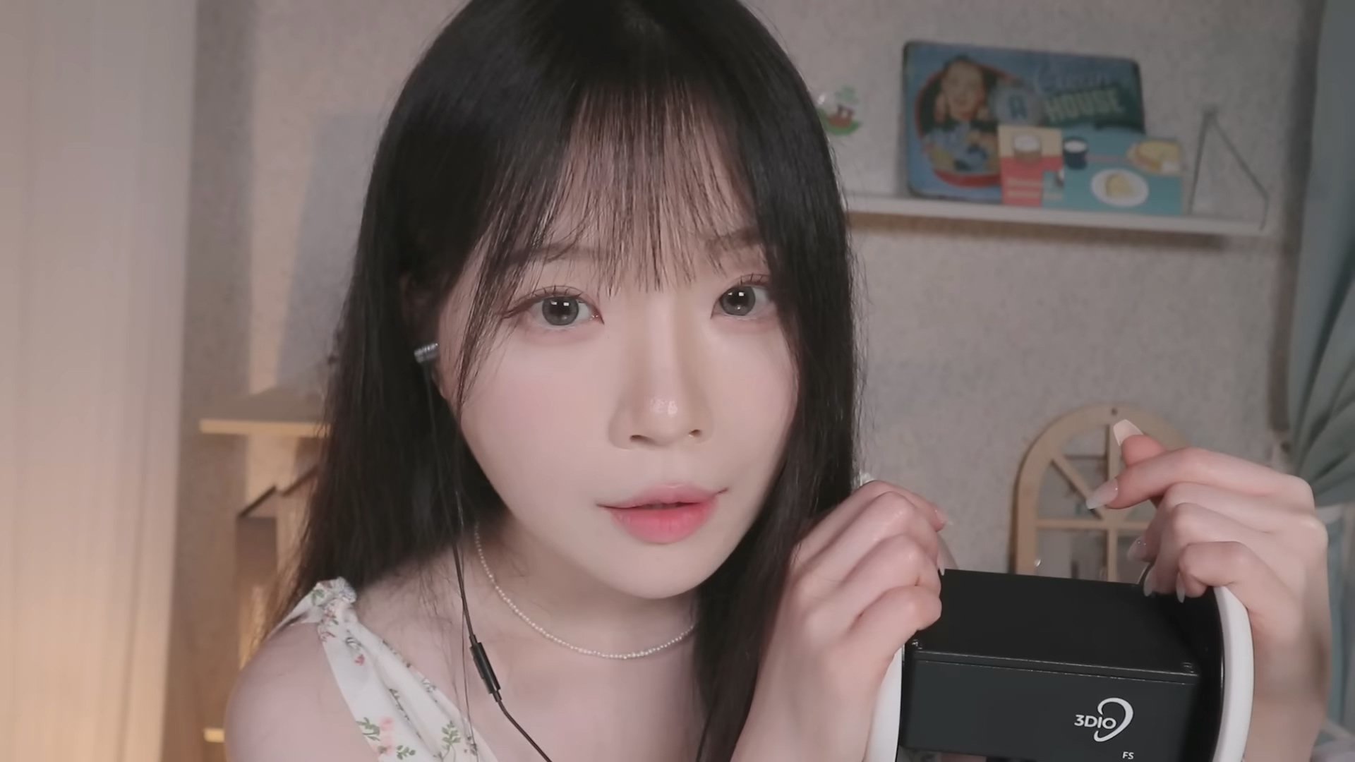 Nara-被家教老师按摩耳朵并清理耳道