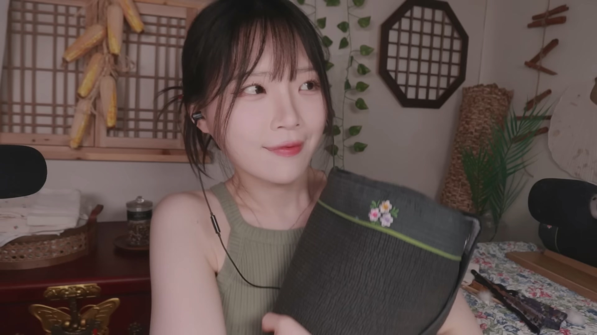 Nara-试穿没能穿到的夏日服装｜聊天＋触发音