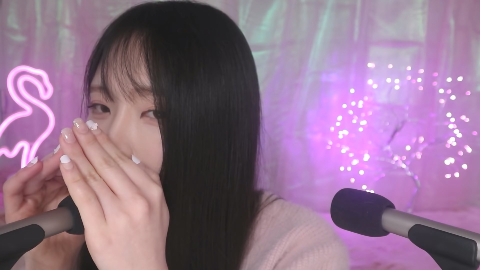 Nara-贴近耳朵的麦克风单词重复