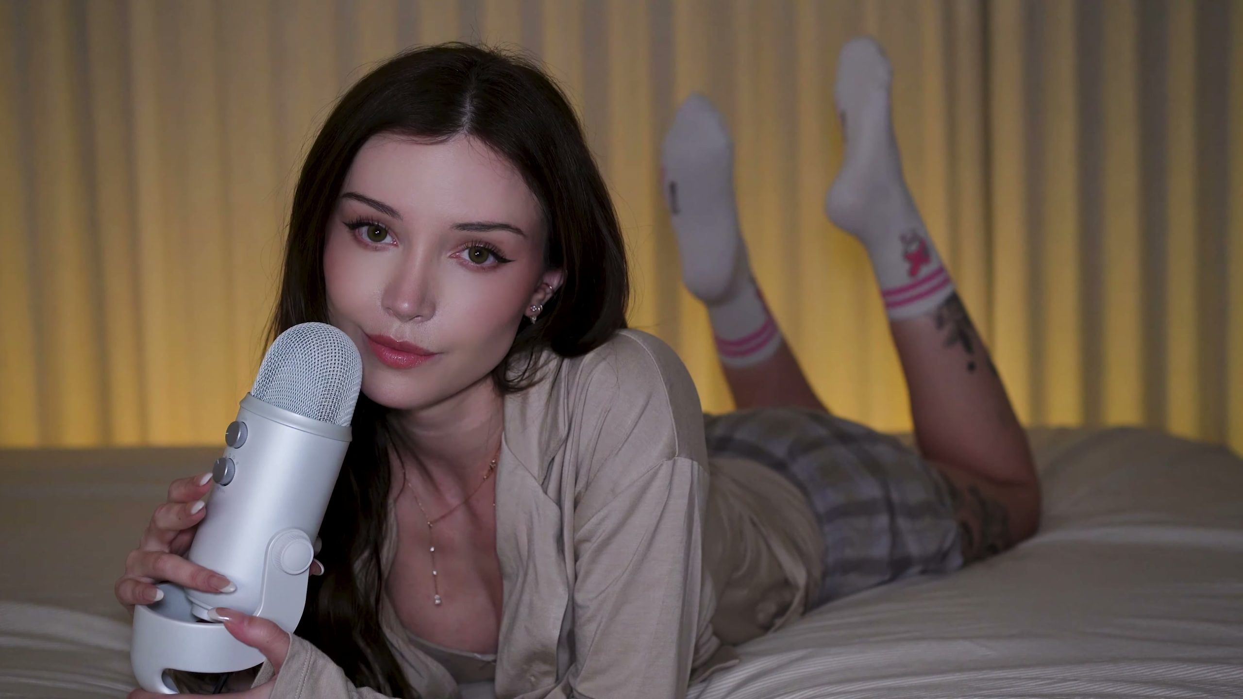 Dainty Wilder-温柔引导你入睡的ASMR…